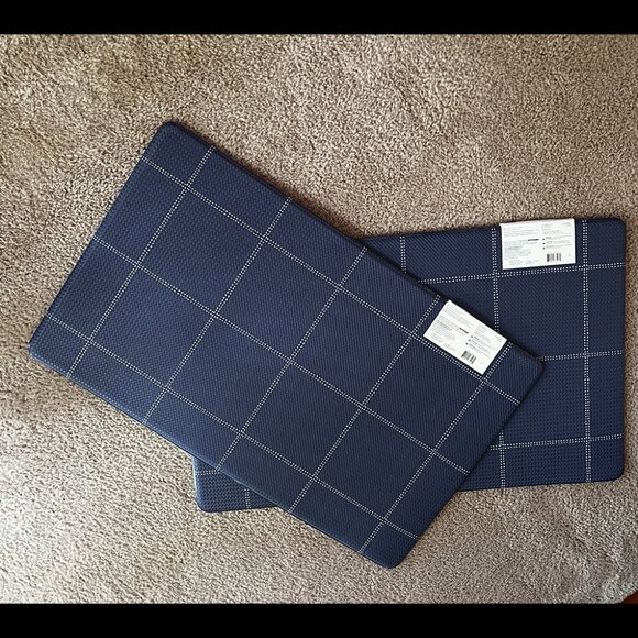 Simply Essential: Cushioned Memory Foam Kitchen Mats - Picture 2 of 3